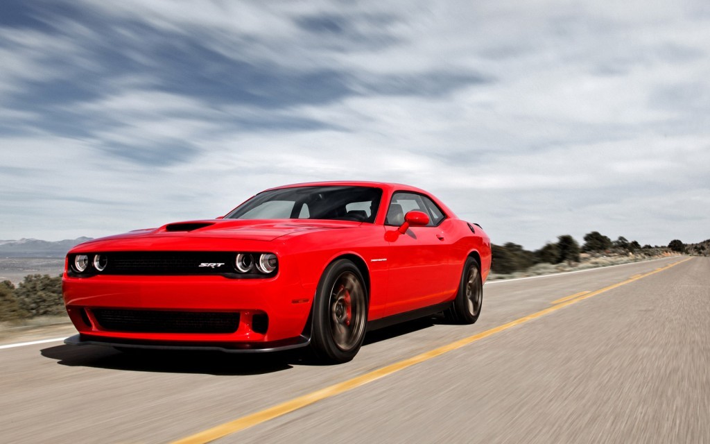 2015-dodge-challenger-srt-hellcat_100473531_l